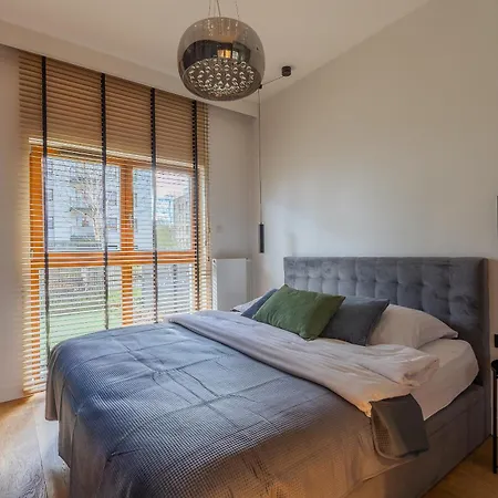 Apartamento Glow - Zajezdnia Wrzeszcz Blisko Morza Gdańsk